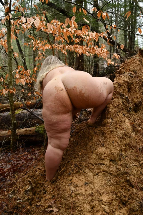 Forecasting rain tomorrow.  That means more mud to play in. 