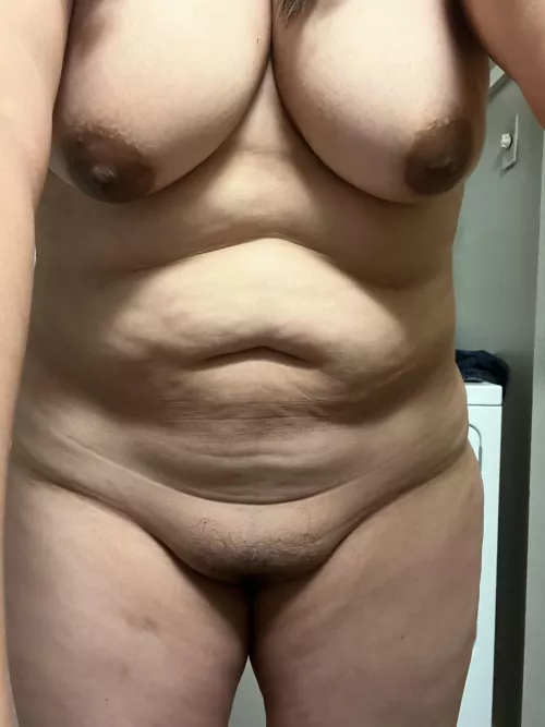 Give me your honest opinion lol an older lady here (f)
