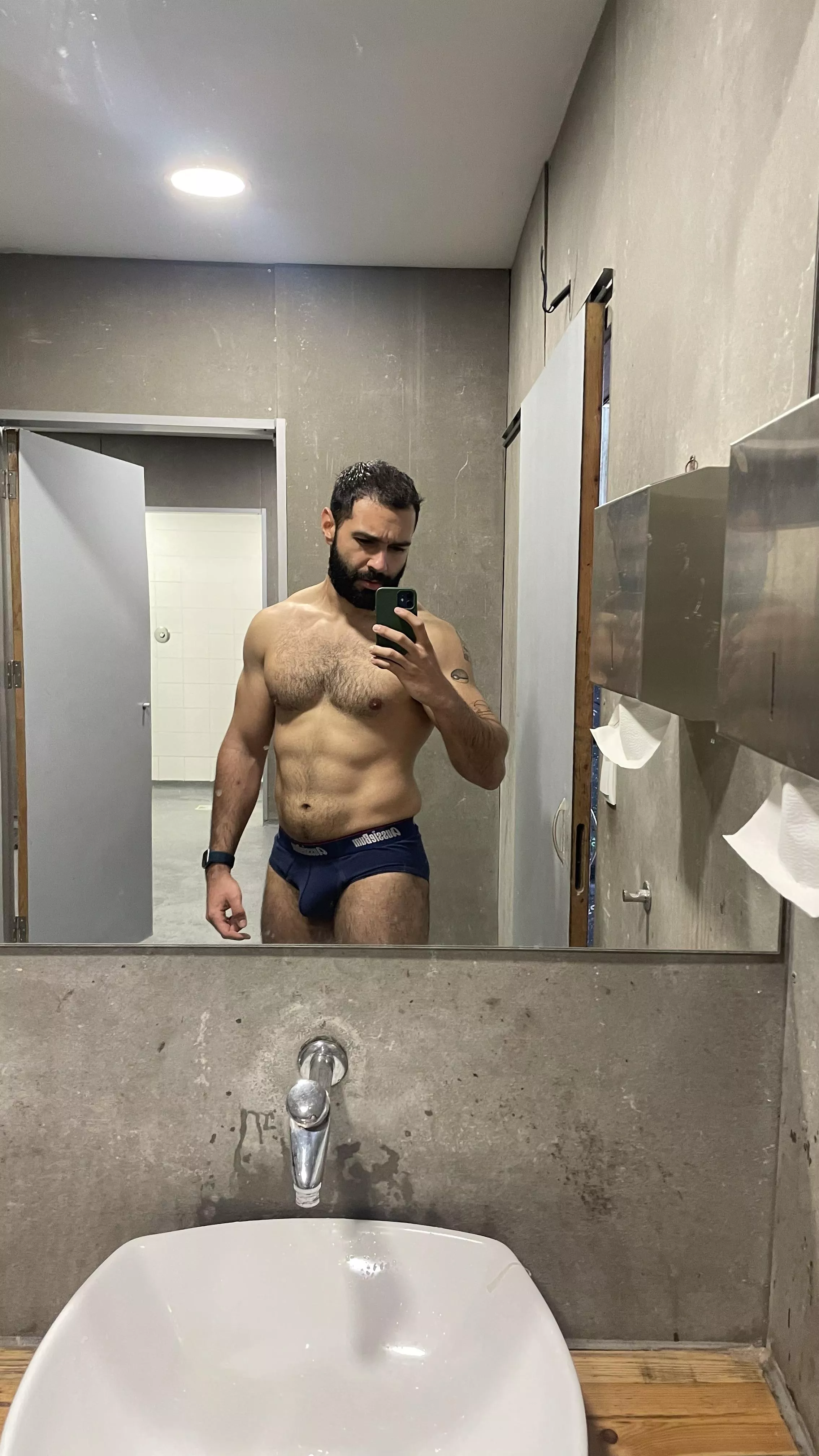 hair is back on after a brief intermission