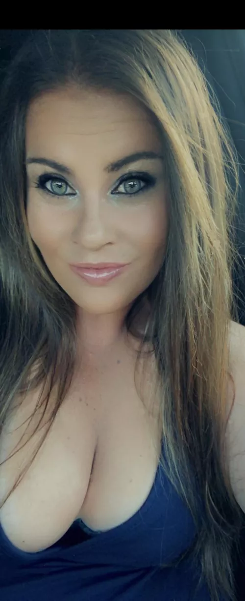 Happy Monday, it’s sundress weather!