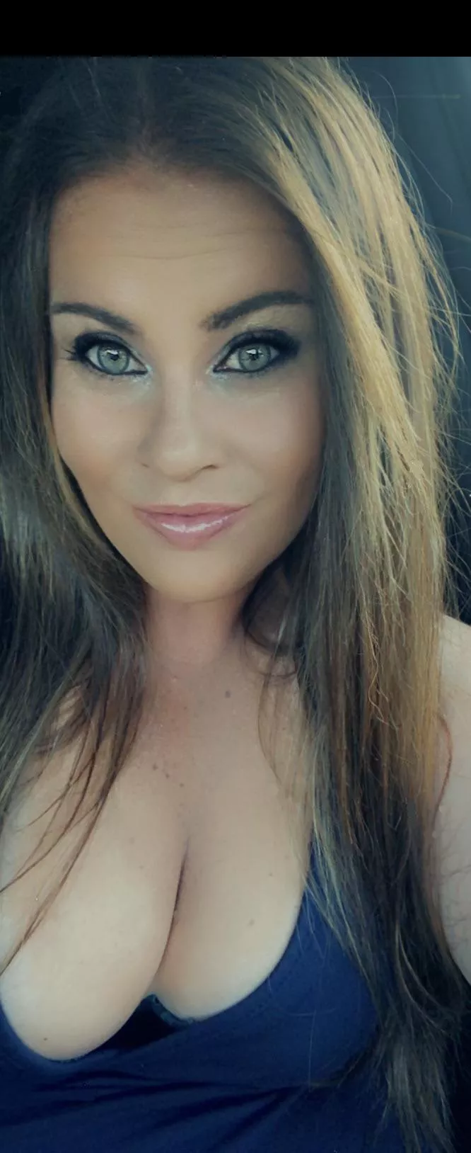 Happy Monday, it’s sundress weather!