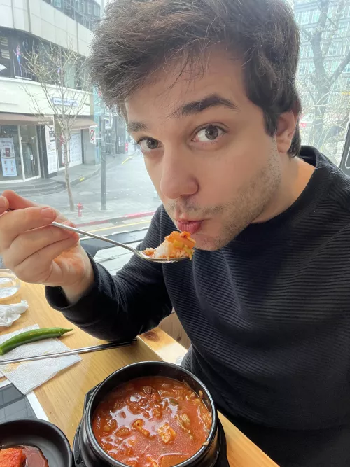 Have a lovely day everyone!