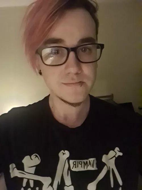 Hey guys 32 geeky otter here :p up for chats feel free to message 