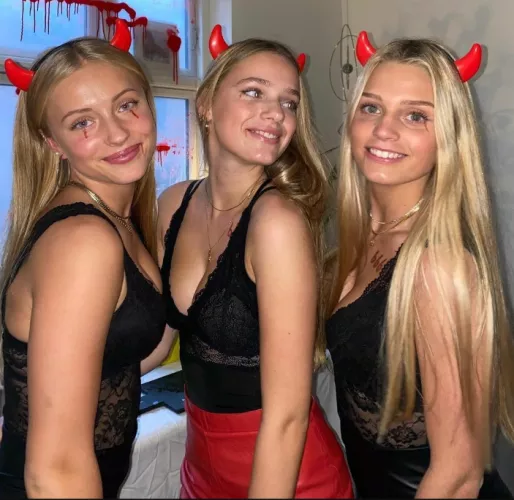 Horny girls