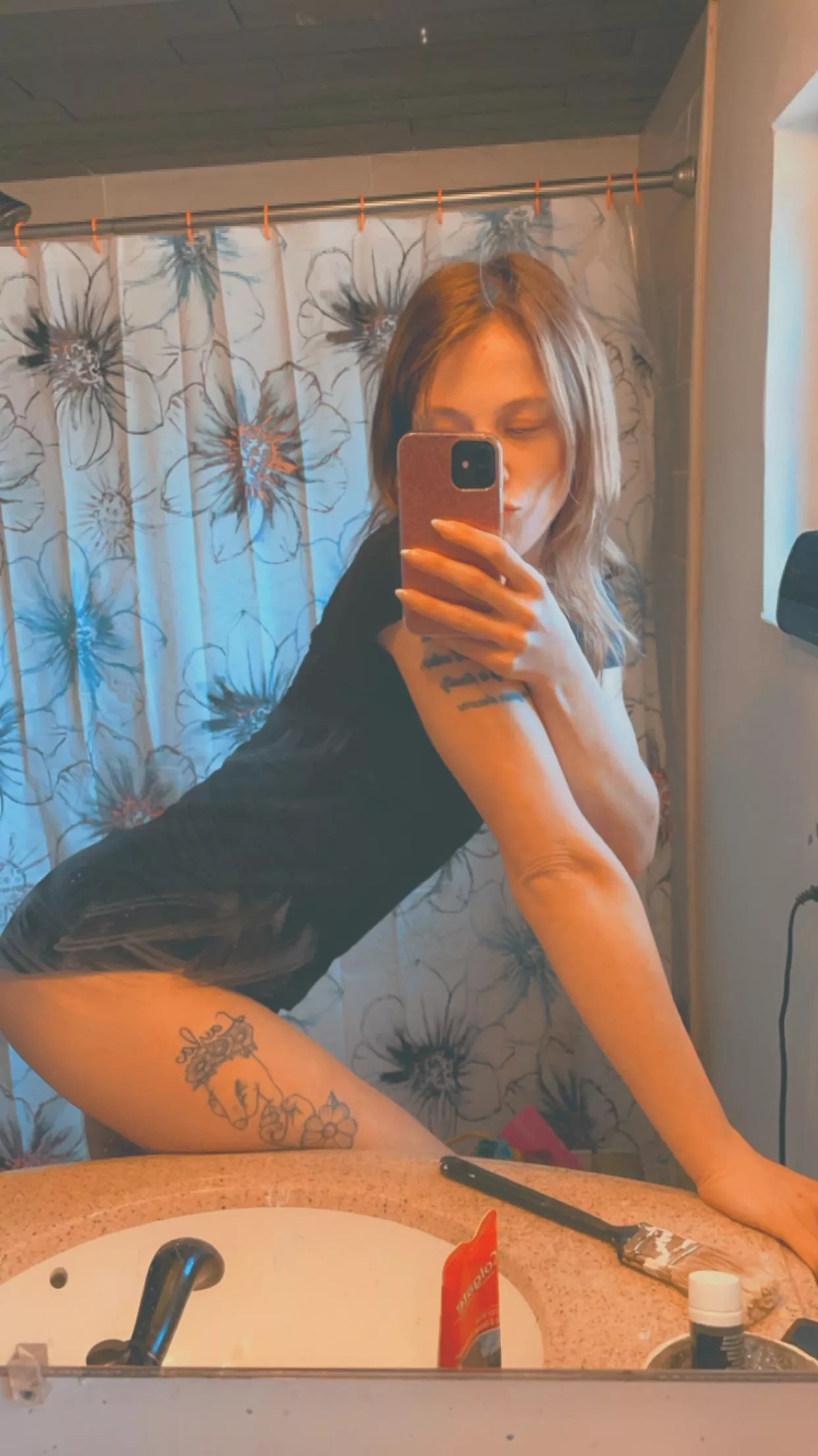 Hot wife and milf.😜