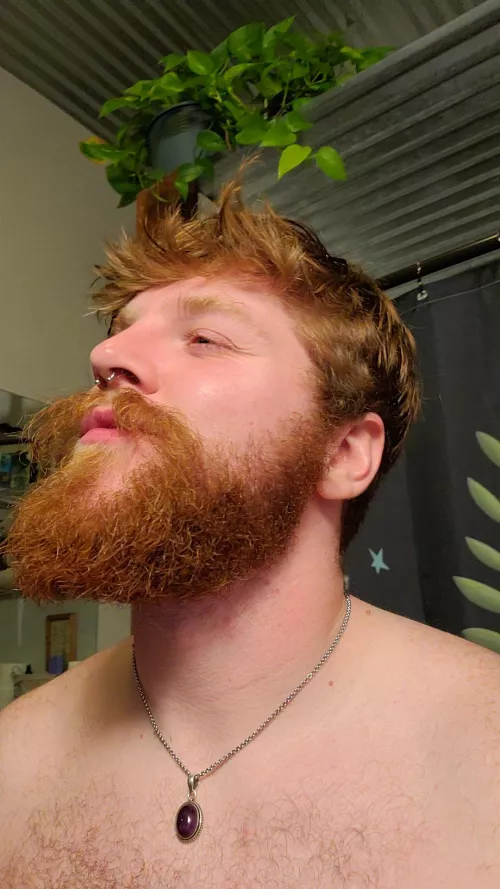 I kind of want to let my hair grow out again, but I'm on the fence. 