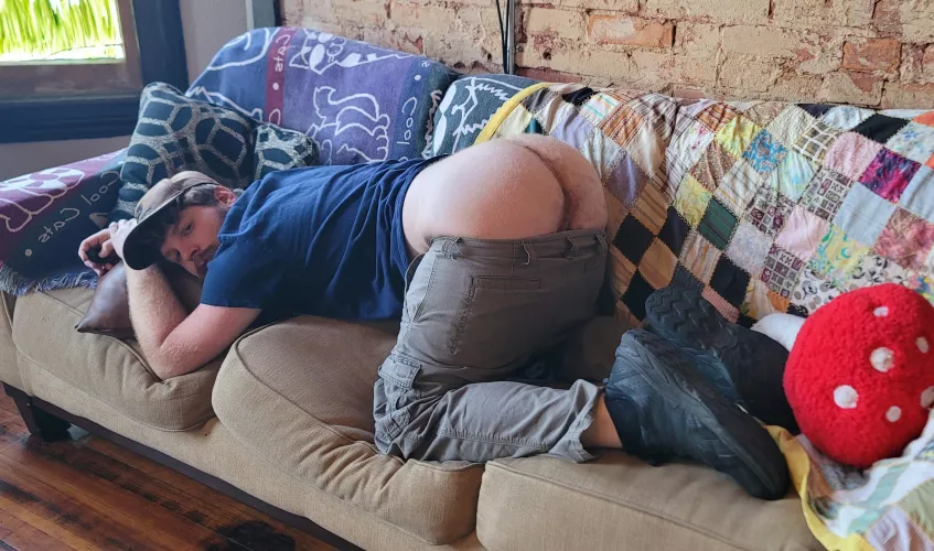 I know, my shoes are on the couch. I felt wild today. 