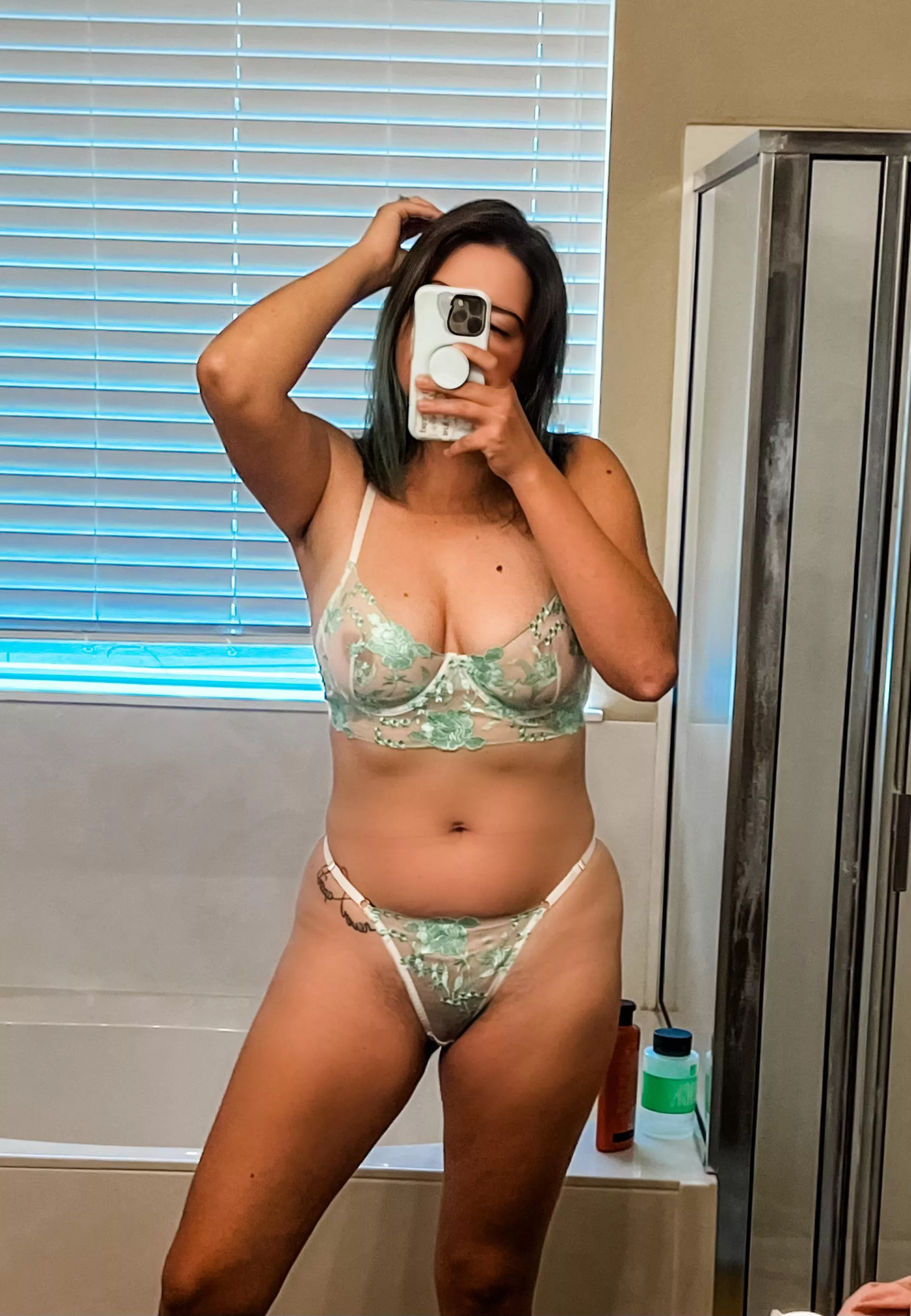 I may have 2 kids but I’m still a horny slut 