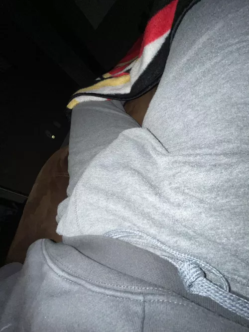 I need someone to help me cum…