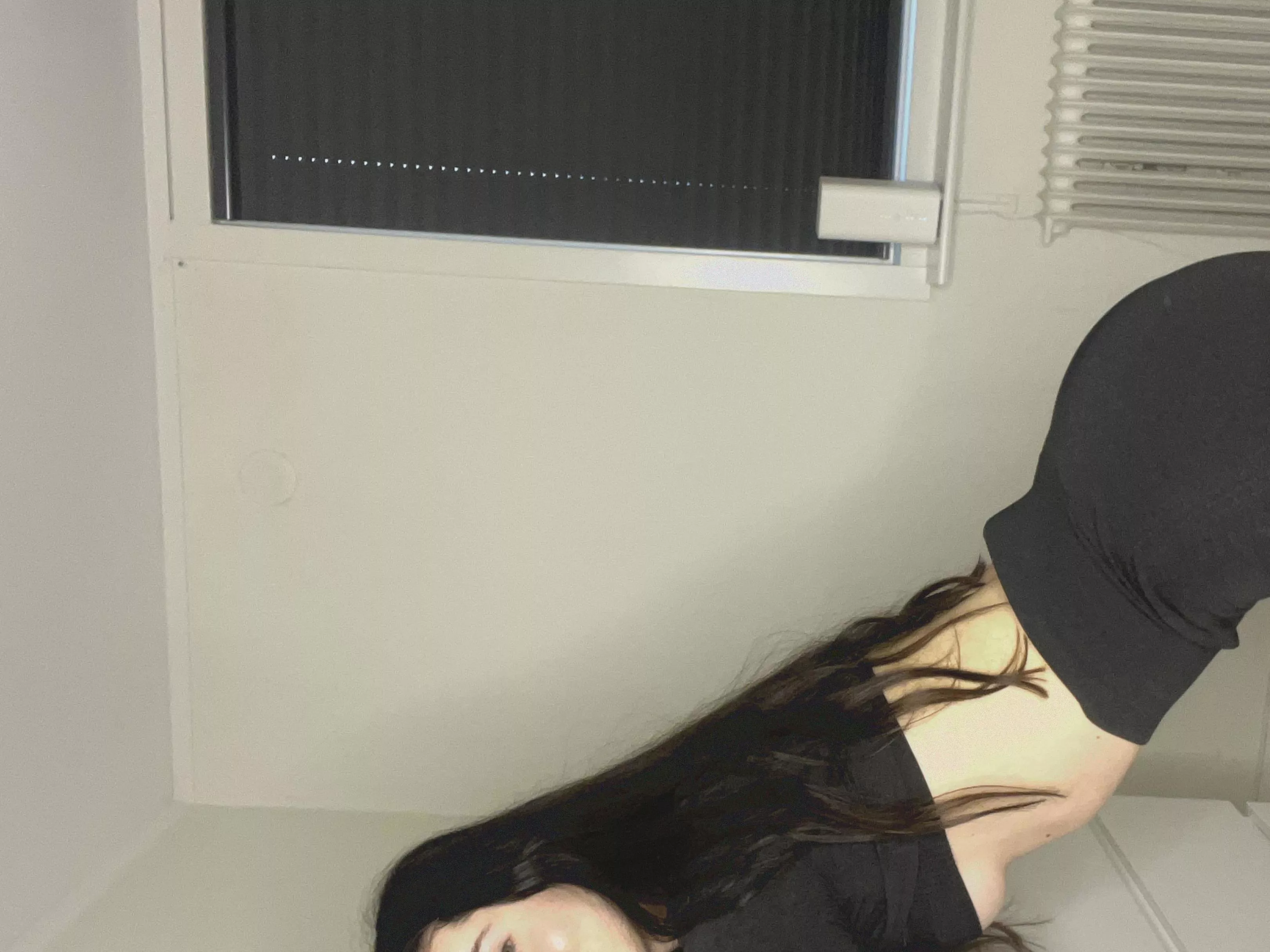  I need your huge load inside my pussy 