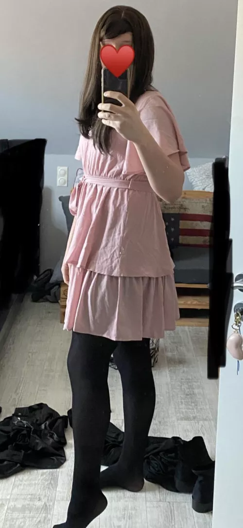 I wish I were born a girl. I’m would be a way better girl 🥹