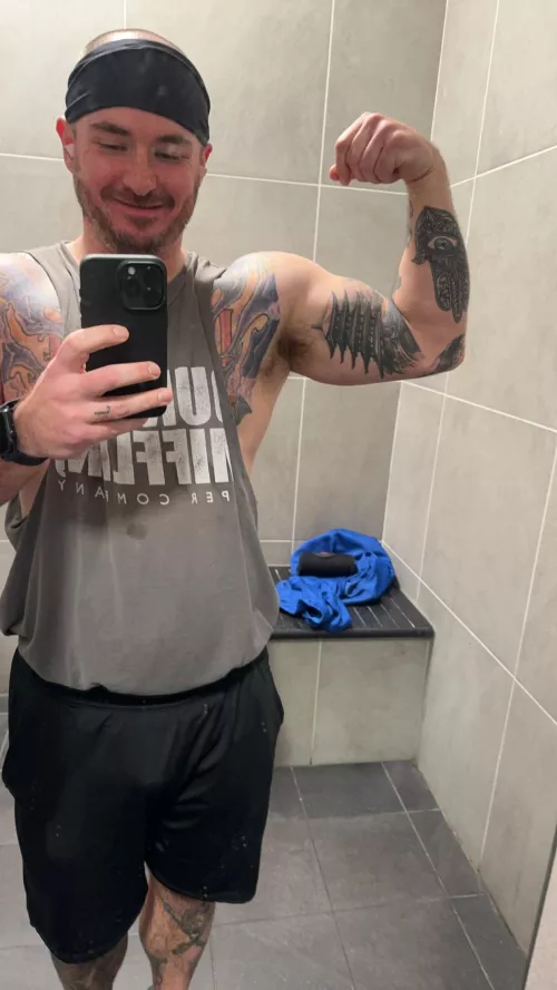 Idk about an eclipse but I did see a full moon