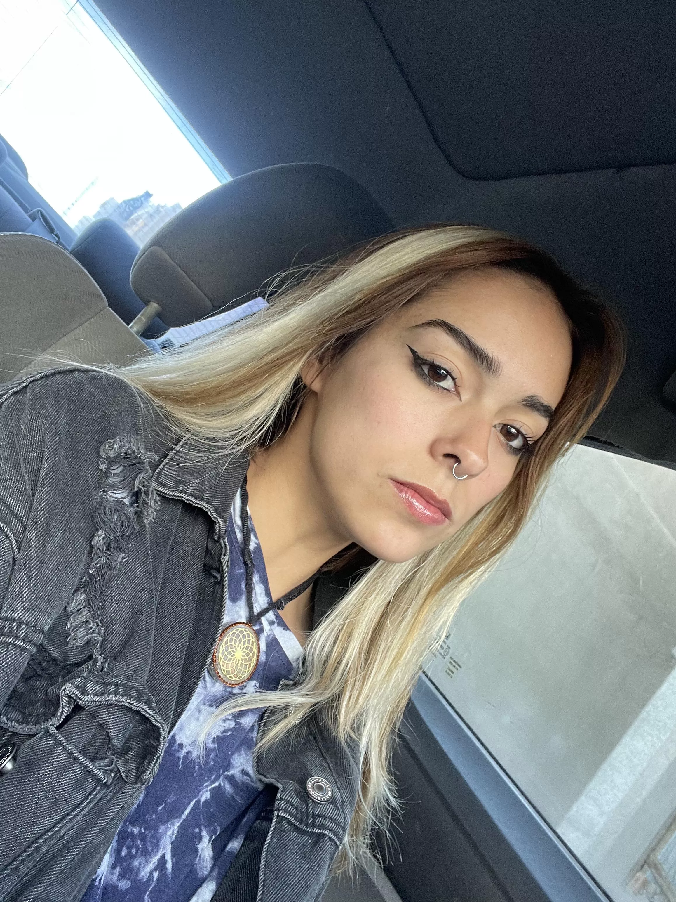 independent young women are classy