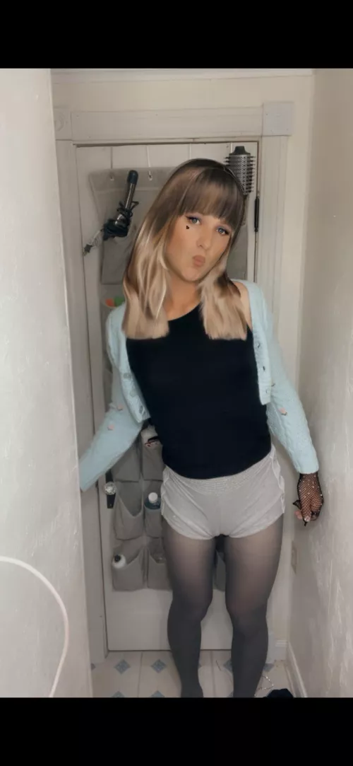 Just became single and my girly side wanted to come out