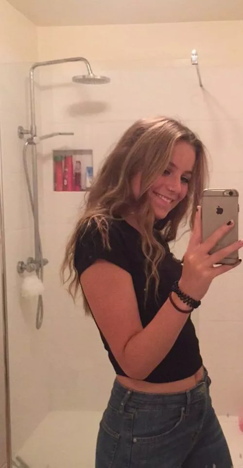 Just turned 18... do I look fuckable?