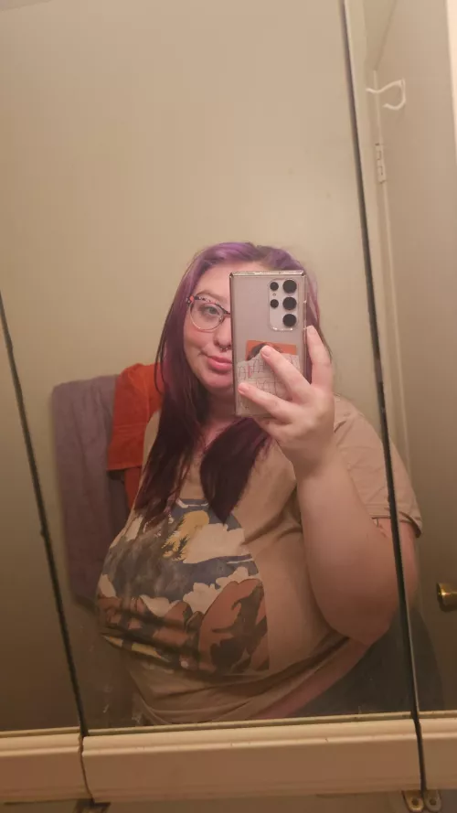 Mirror selfie from this morning💗