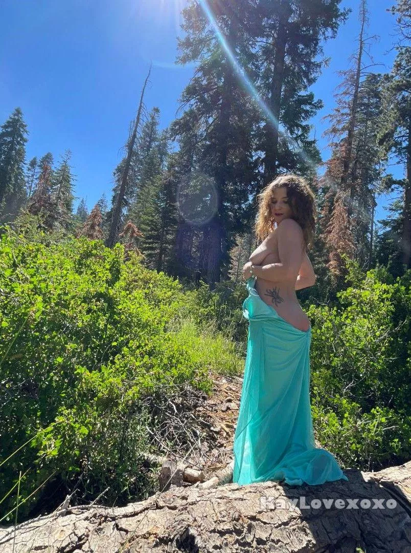 My photographer took this gorgeous picture of me