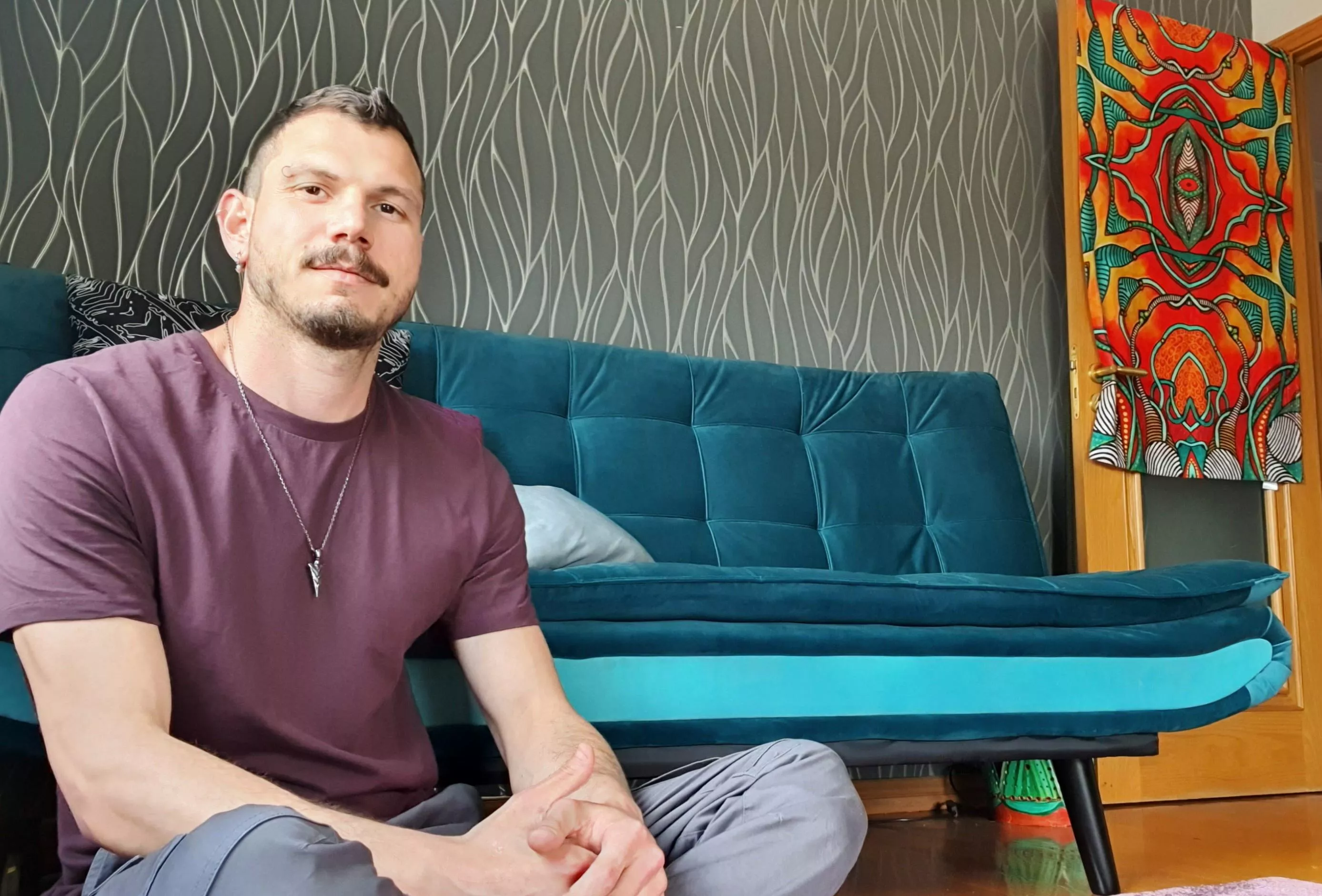 New apartment, new hair cut :) 