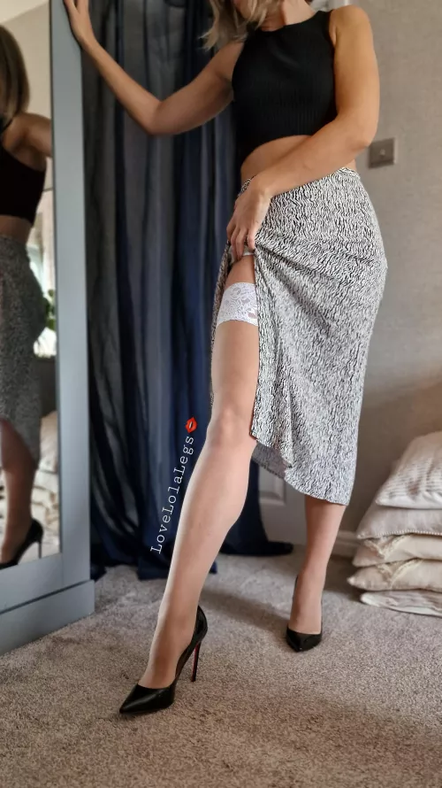 Secret stockings are the best type 👄