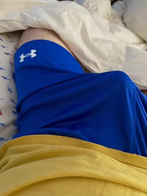 Short shorts bulges are the best