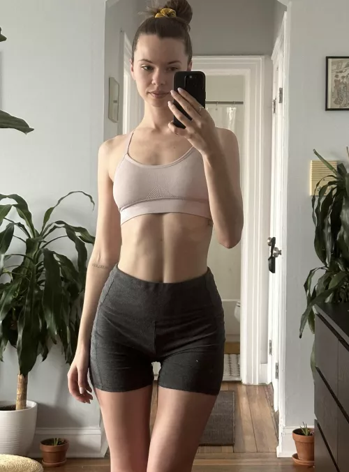 Slut for a good yoga class