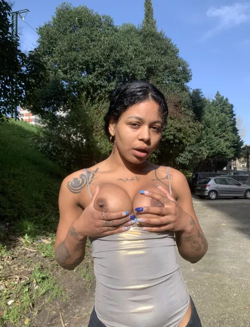 The best way to hail a taxi