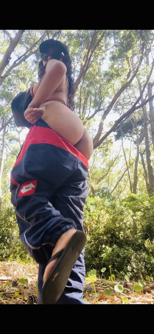 this ass is to nice to hide even in public parks