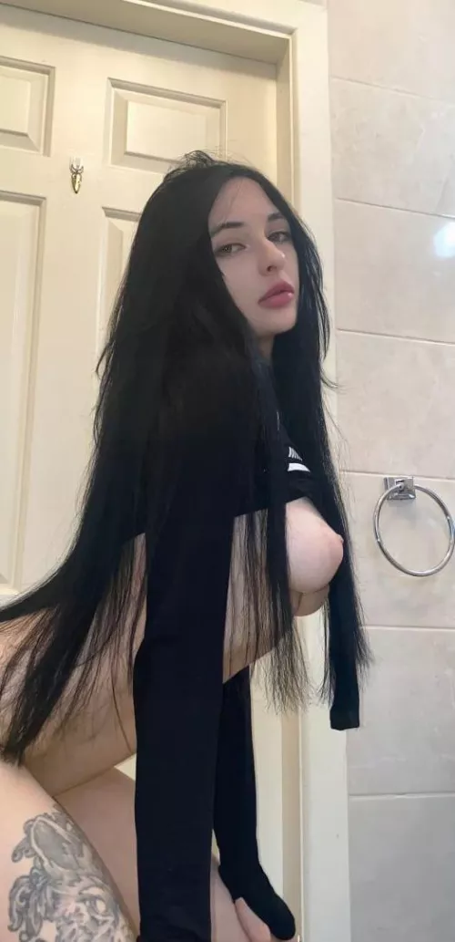 try to hold it at least for 1 minute Perfect wife for u daddy