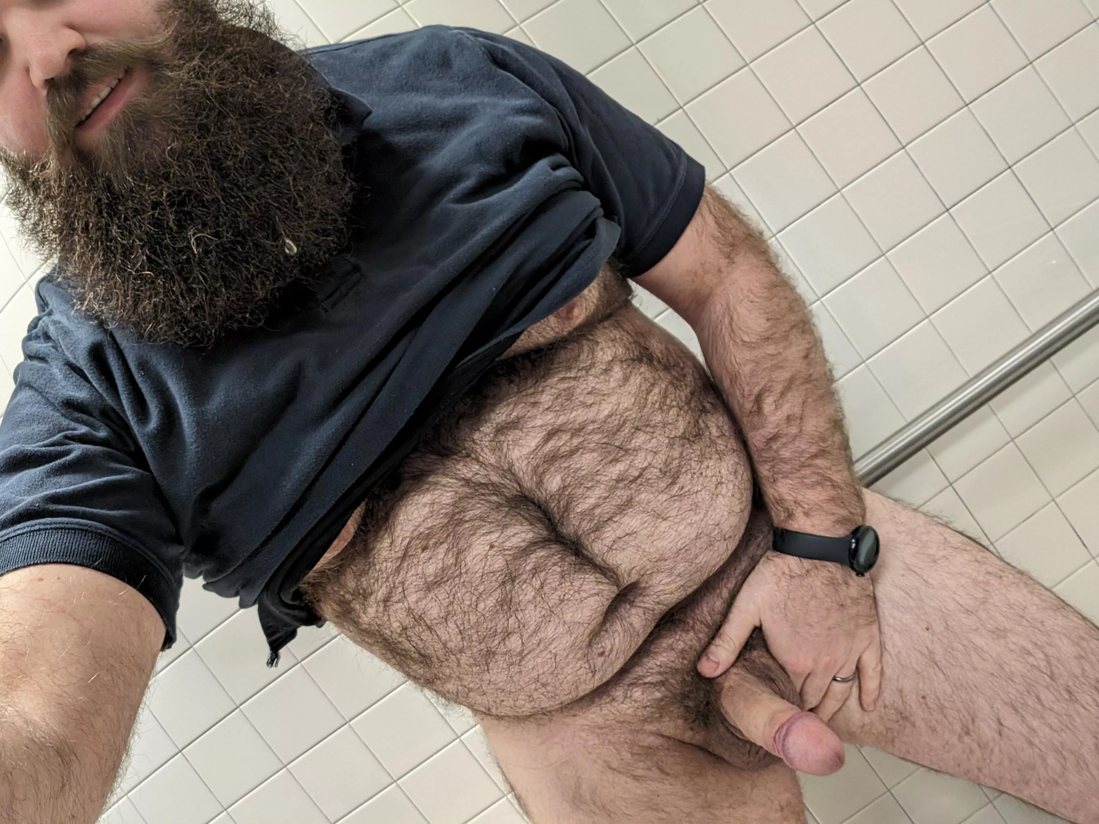 Typical day... Your IT guy is ignoring your tickets and taking nudes for the Internet. 😏😈 I bet you wish you'd run into him in there....