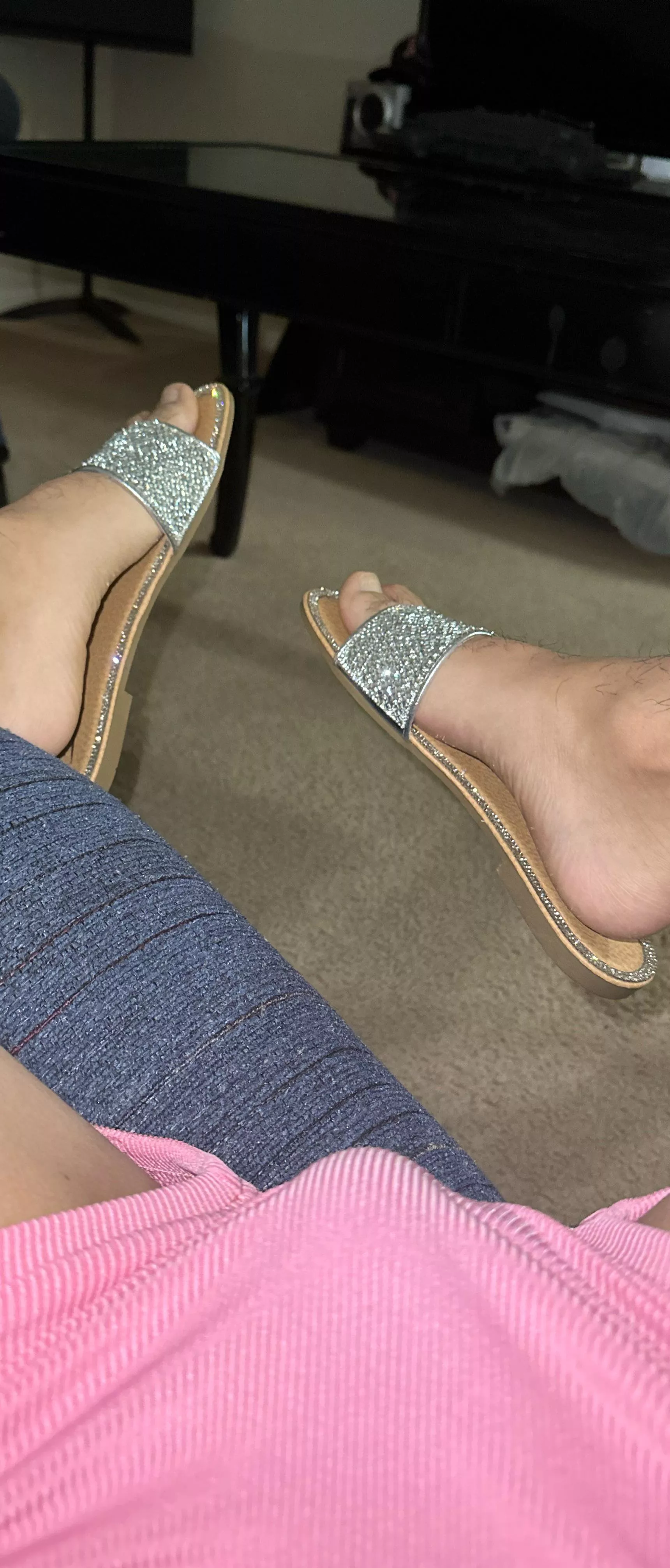 What color should I do my toes?