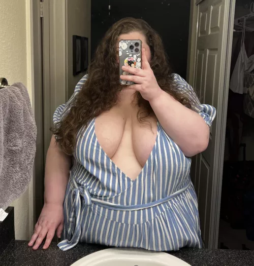 When your housewife is still a bit of a hoe 💙