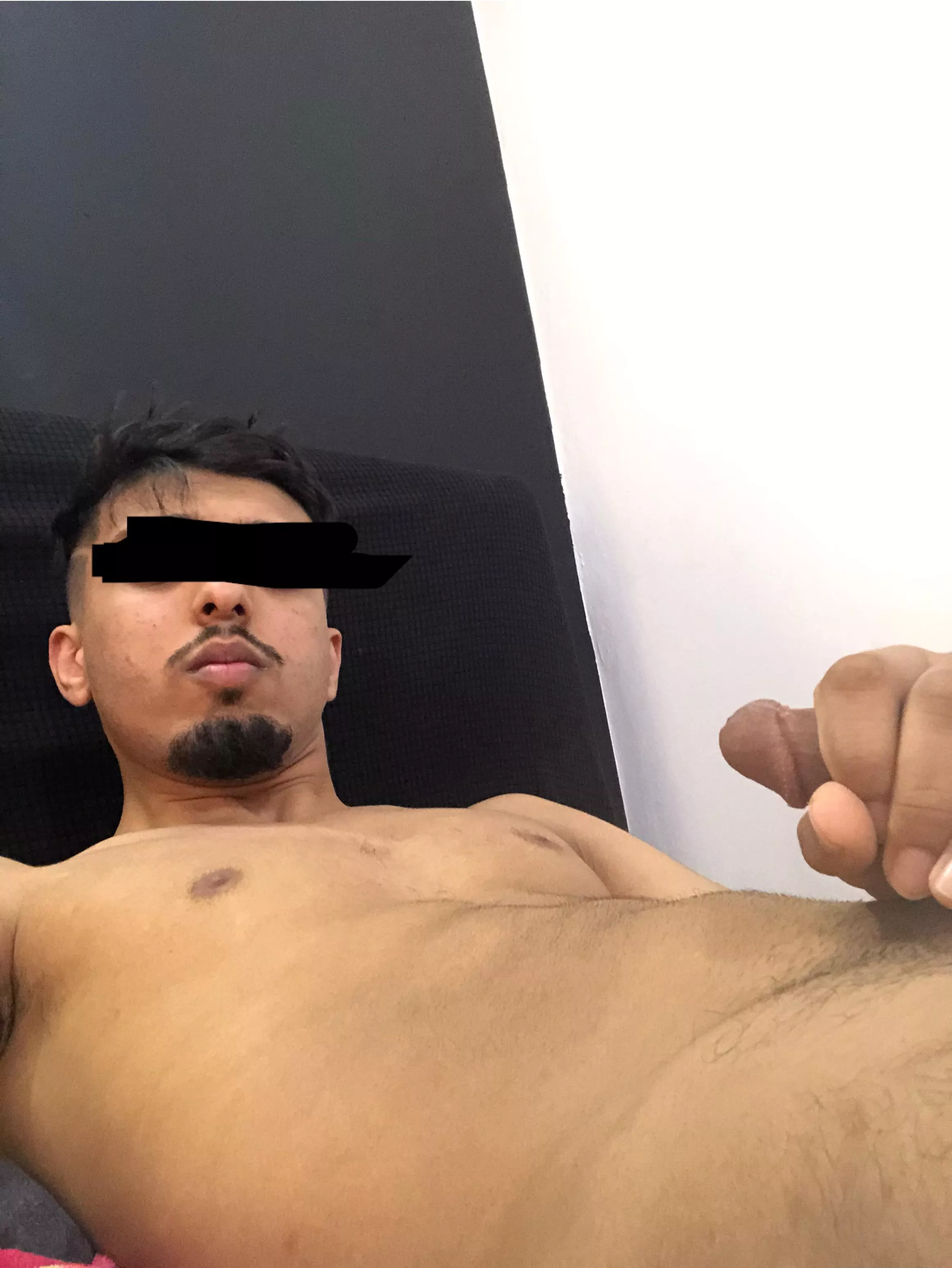 21 years old Bottom, snap: paulbrock2024