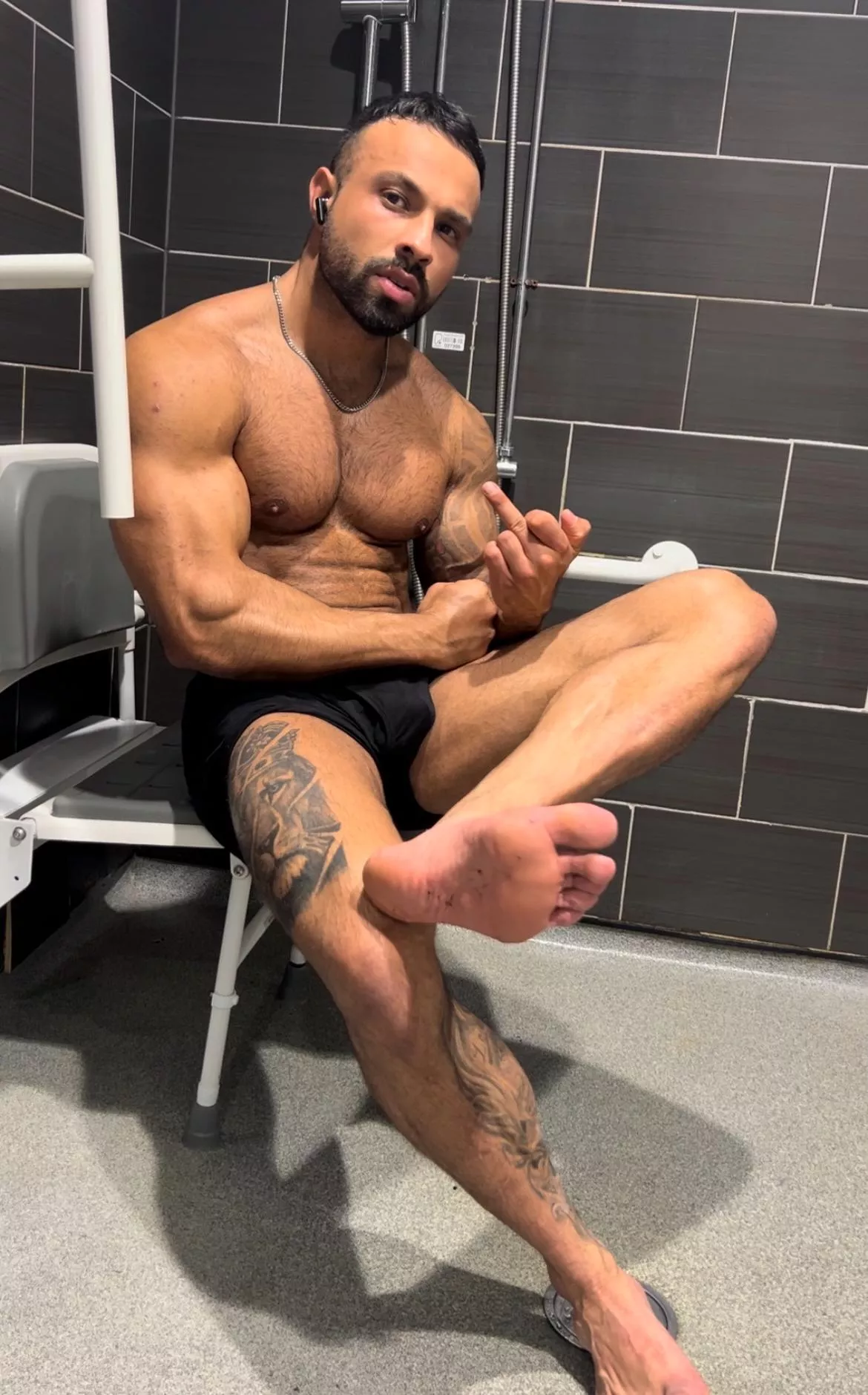 [29] Do you guys think my workout routine has paid off?