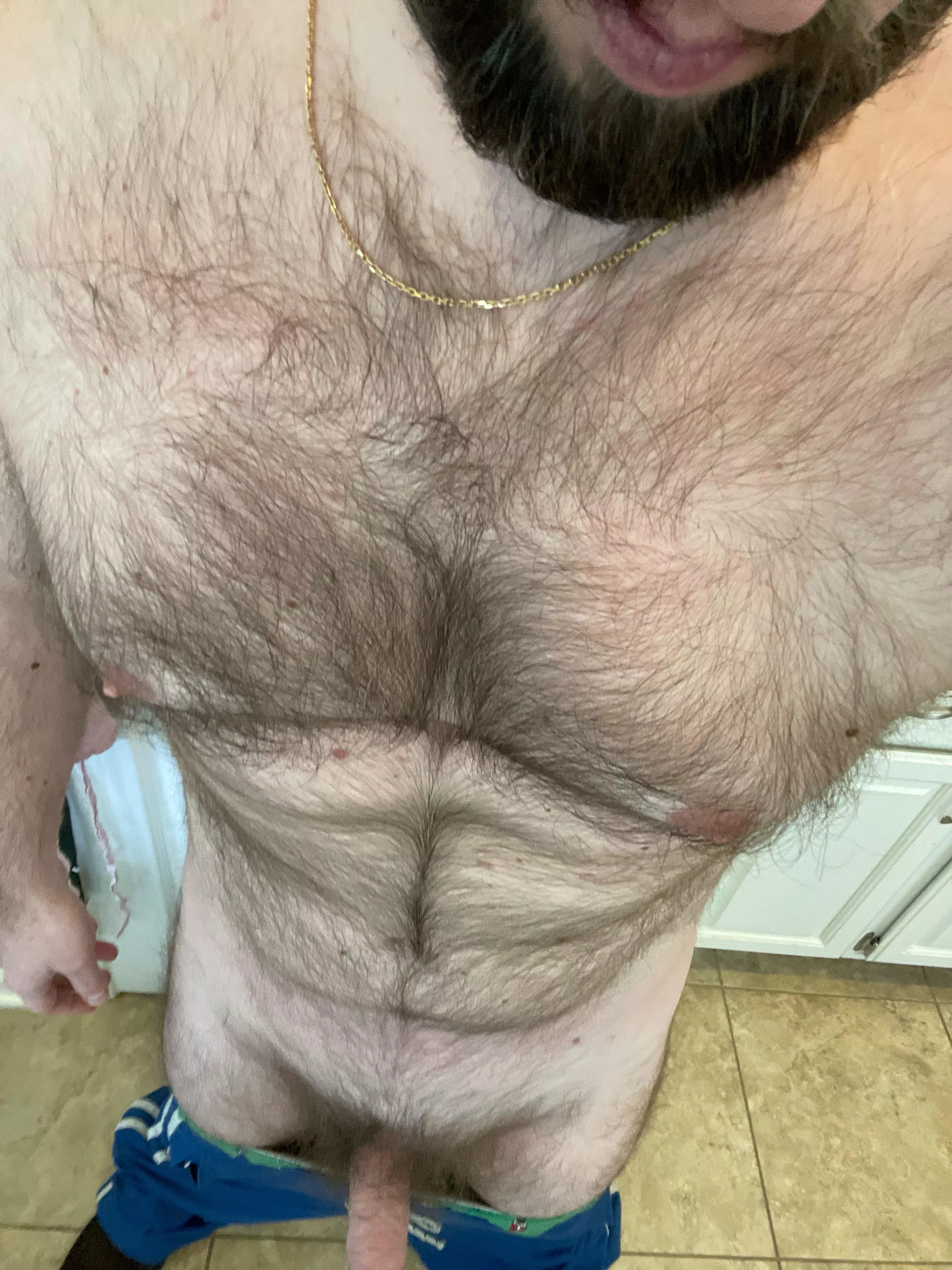 [36] hairy masculine looking to jerk with similar men