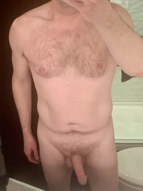 [51] Last night in the hotel. Will miss hanging out like this