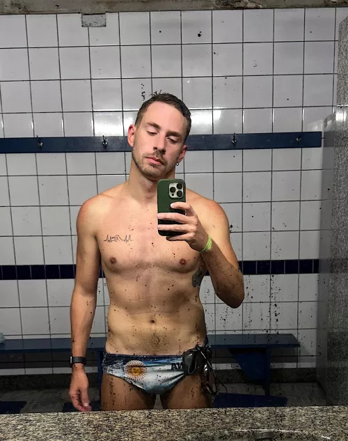 After a long day of working swimming its a really good therapy 💆🏼