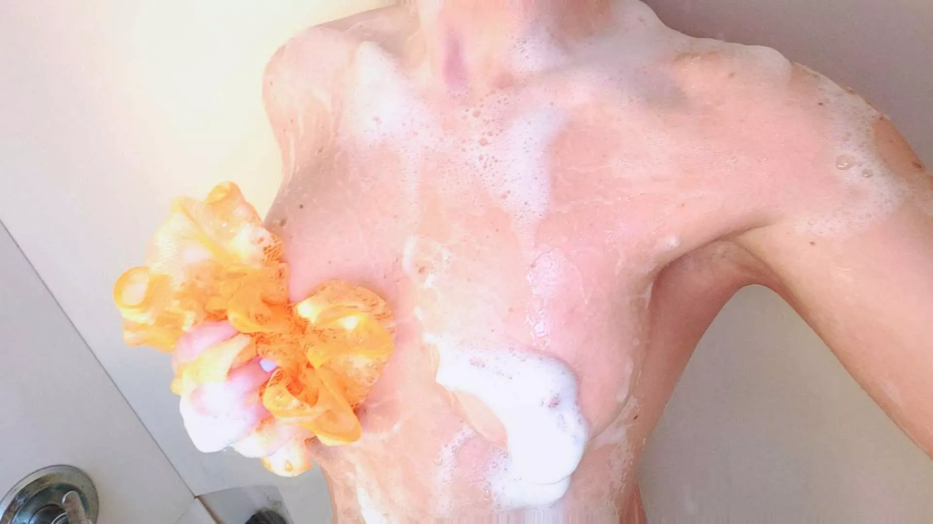 Come help me get squeaky clean?