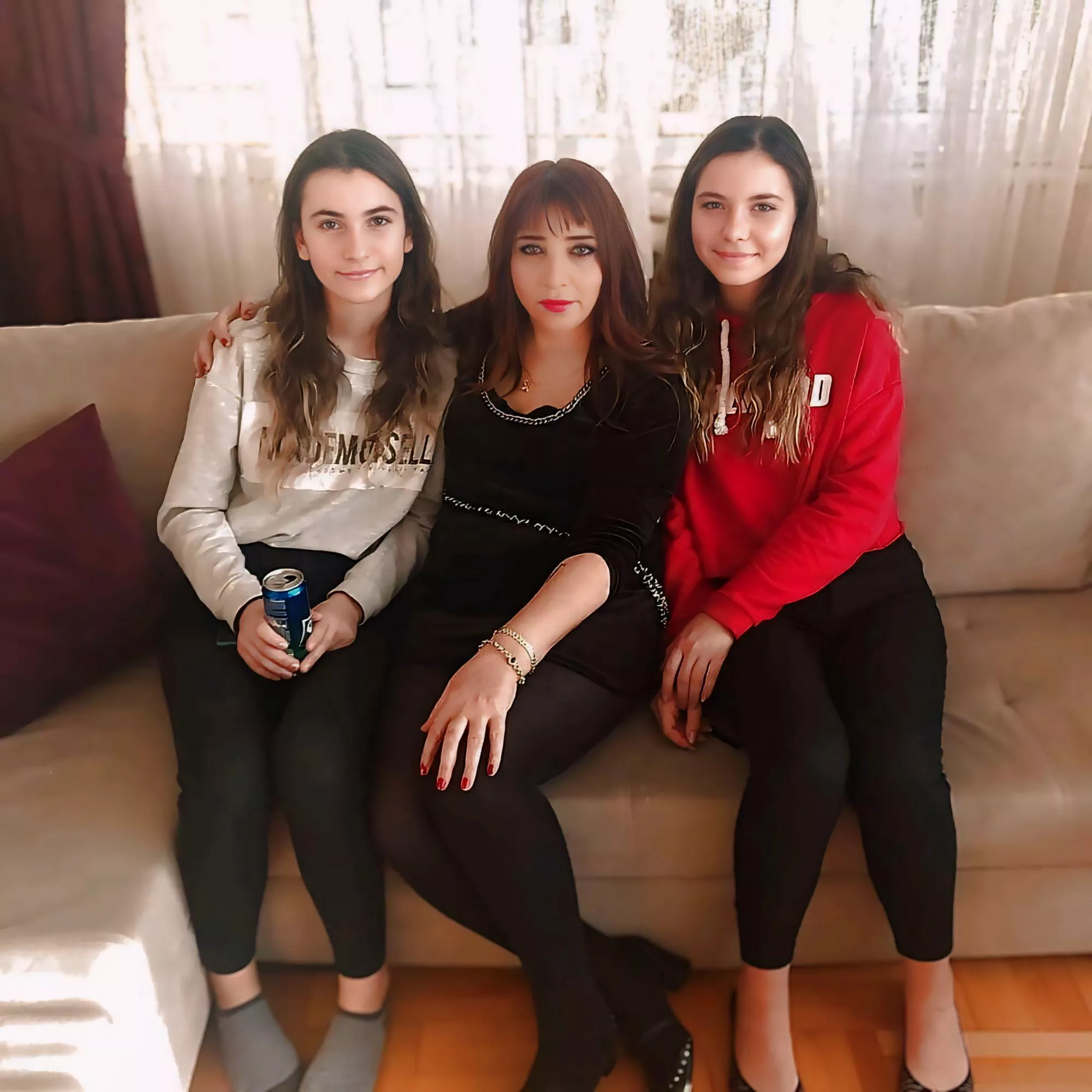Daughter(s) & mom ranked