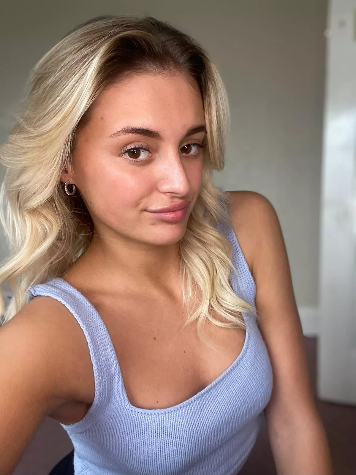 do i suit blue :) F18