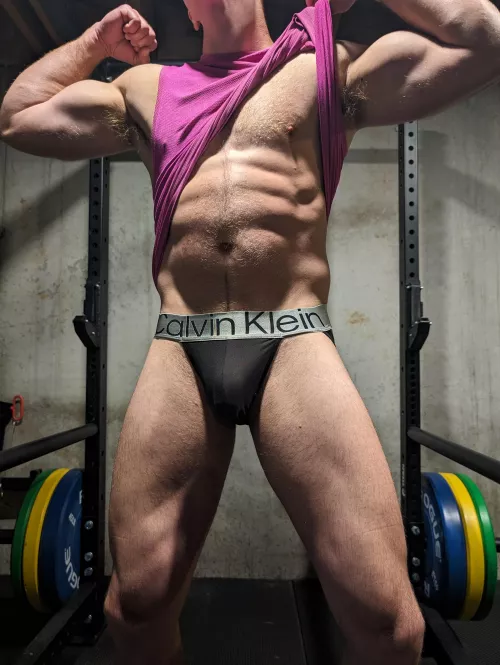 Got dickstracted during my workout. Could you spot me? 