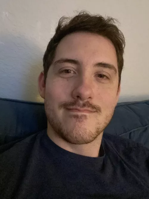 Hey there, recently single and trying to keep things together 🥹