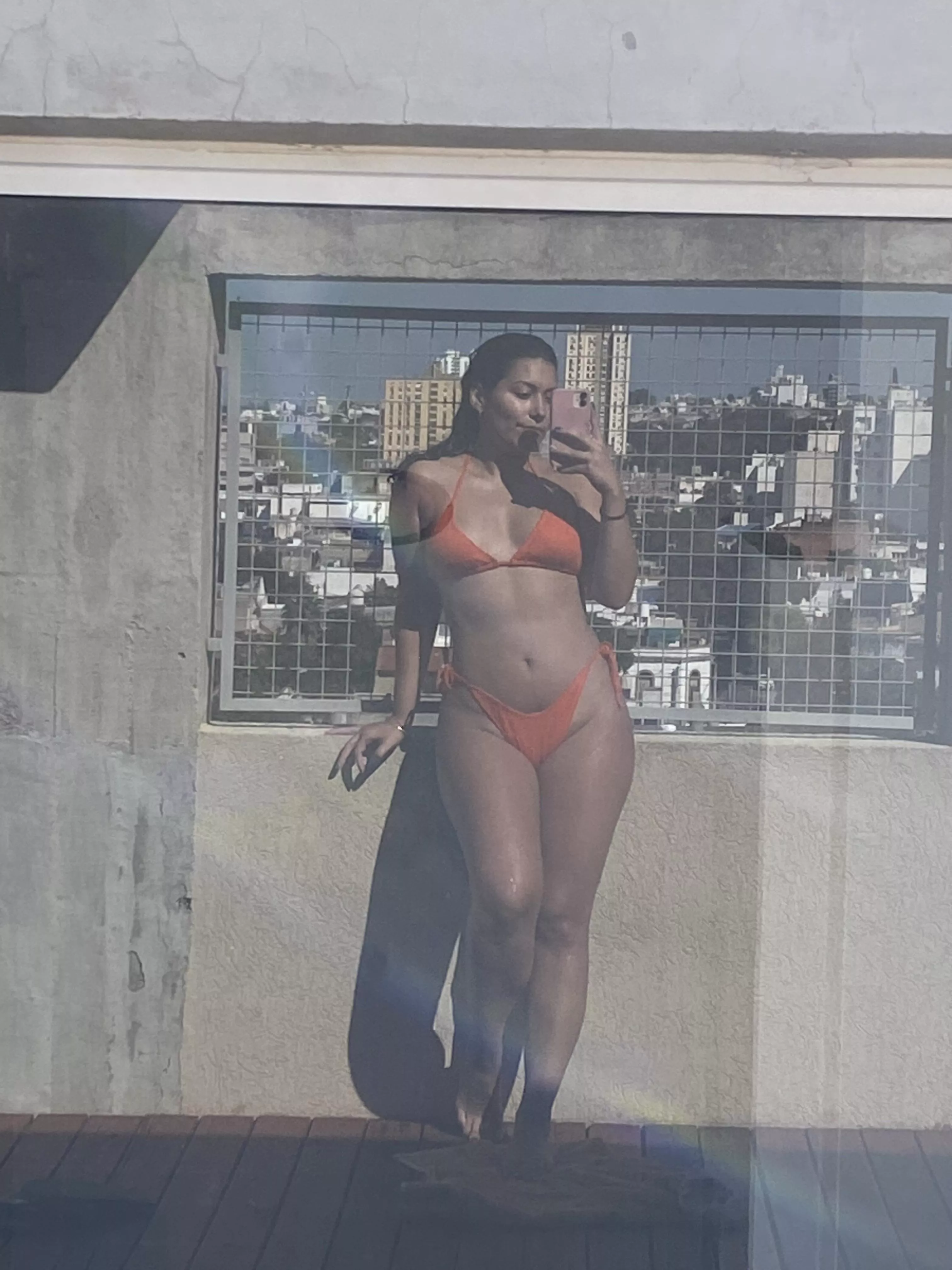 How does orange look on me?🧡