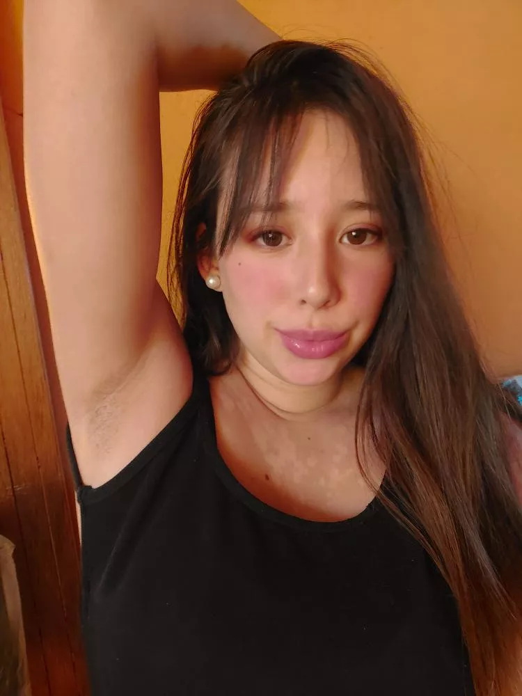 I'm going to let the hair grow in my armpits 😘