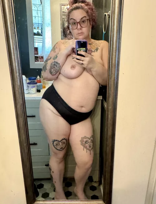 I’m not wearing underwear. 