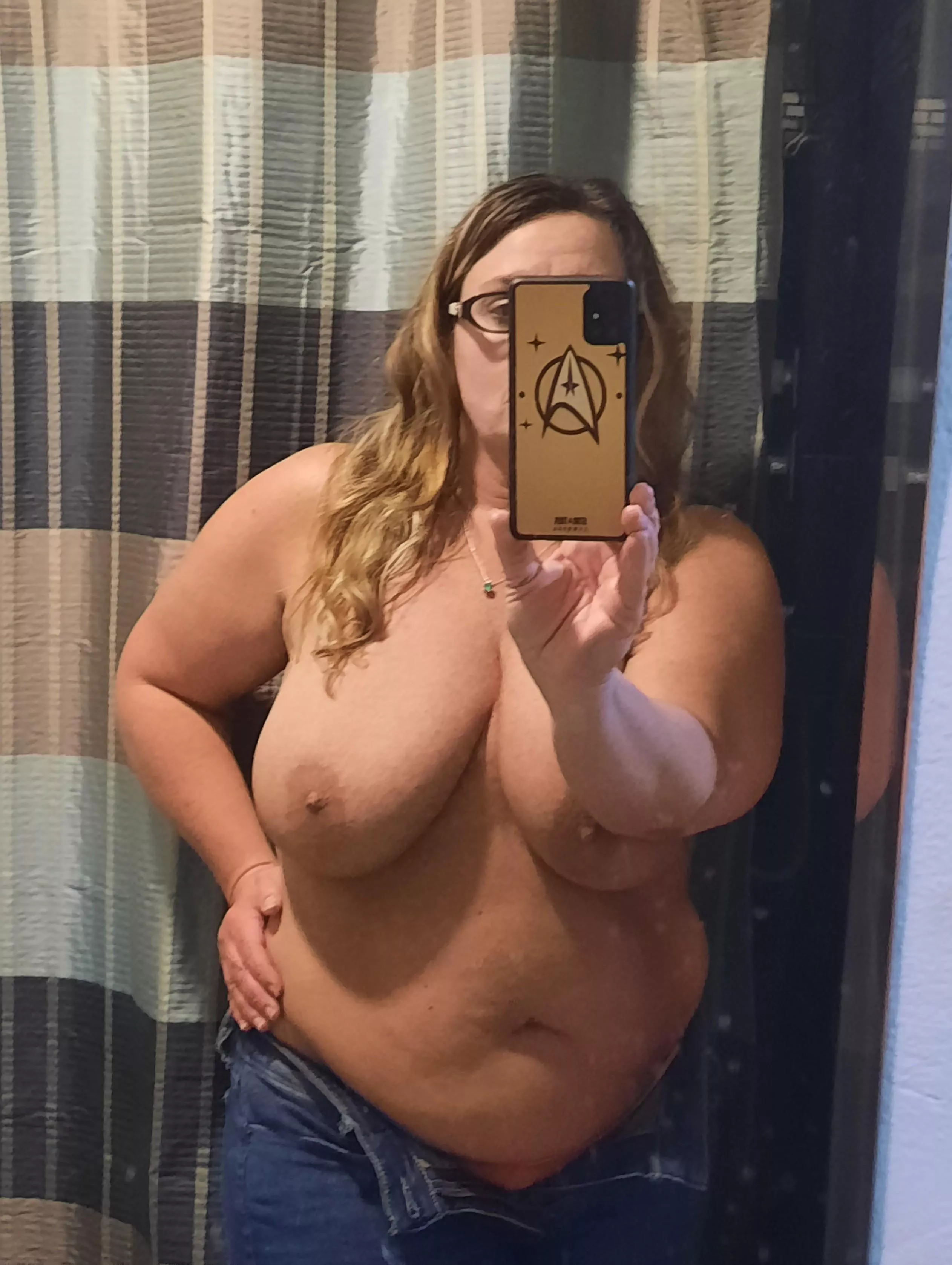 iS 43 Too Old To Creampie❓