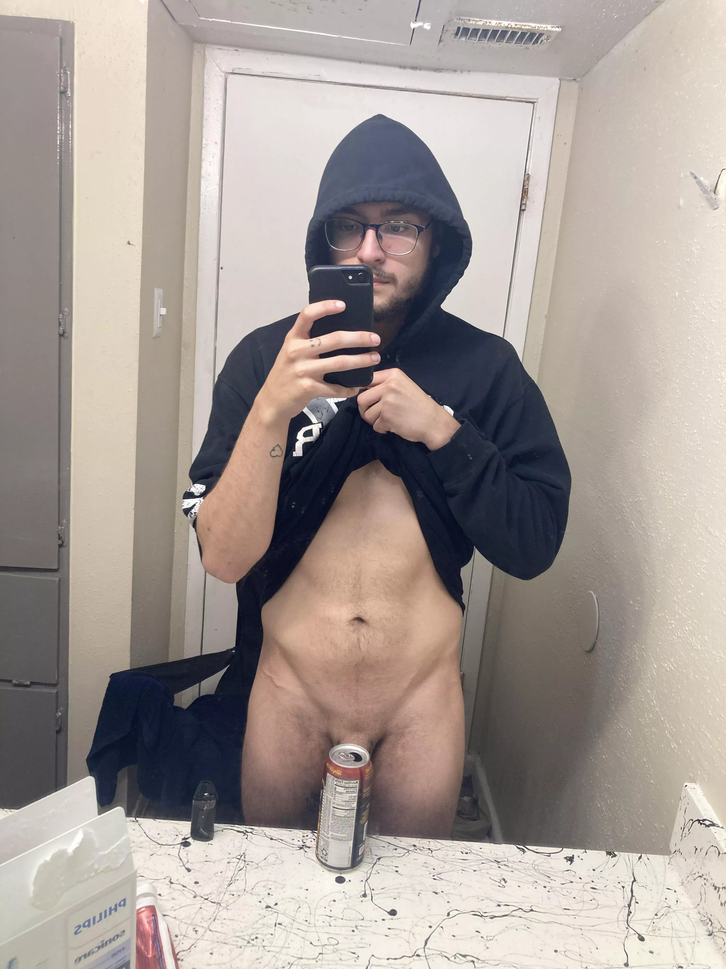 is this the right way to ask your gym bro for a “workout”? (23)