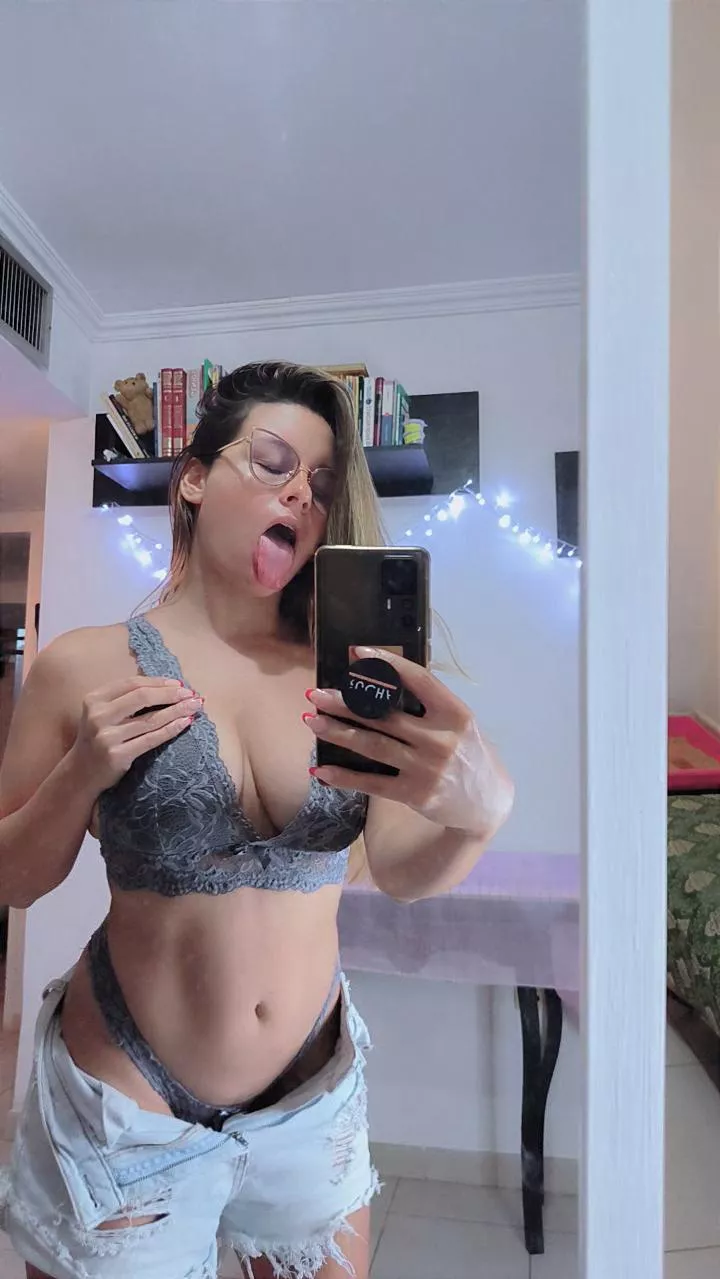 Katniss Glam (@katglam) [Onlyfans]