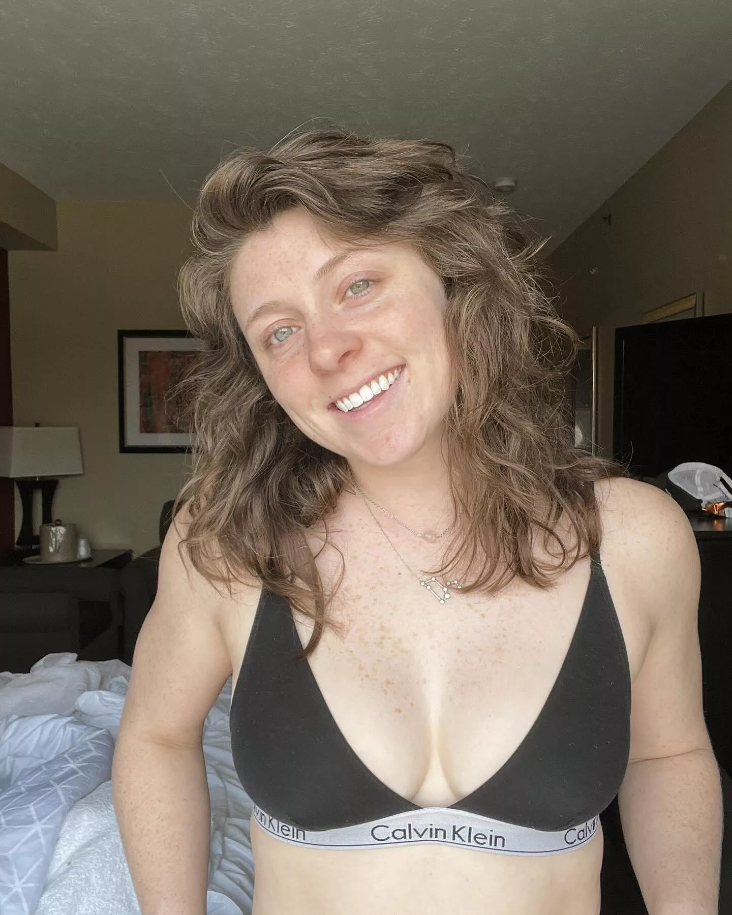 New here! Nice to meet ya! [f]