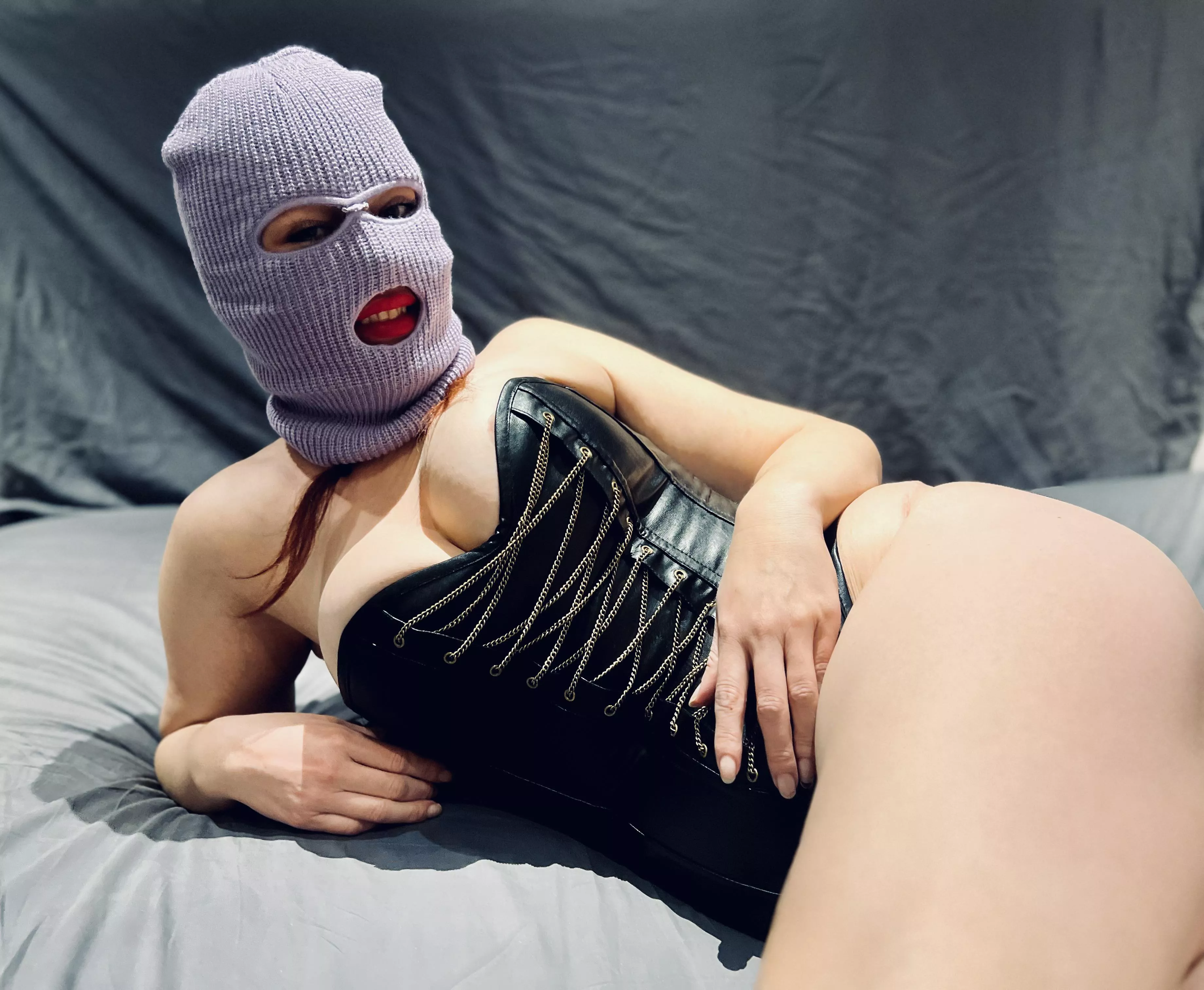 Pretty sure it's spank o'clock