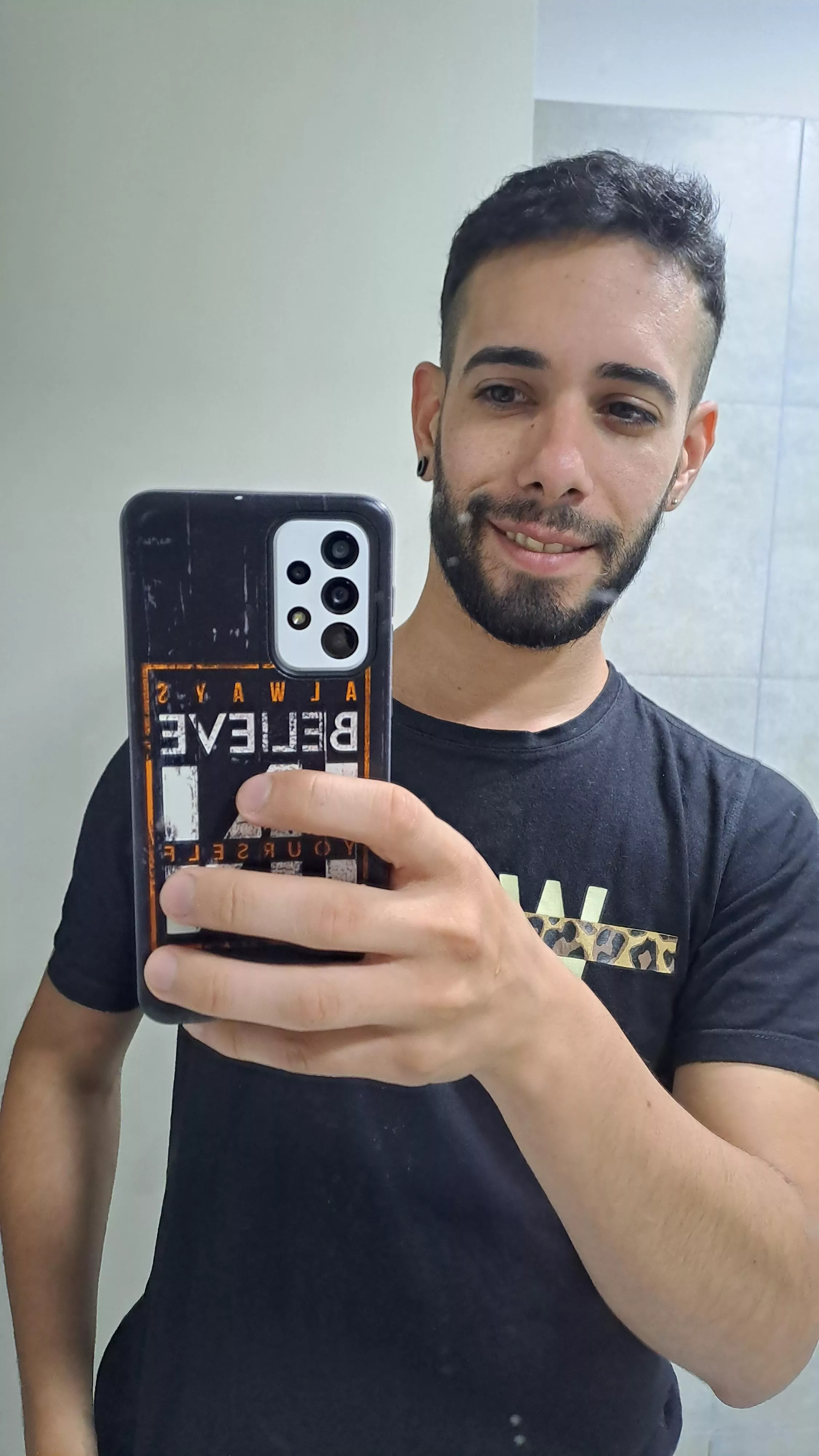 Siempre cree en ti mismo 😉